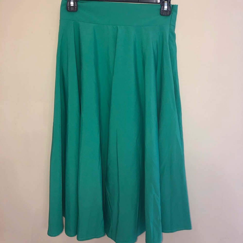 Green High Waist Flared Midi Skirt